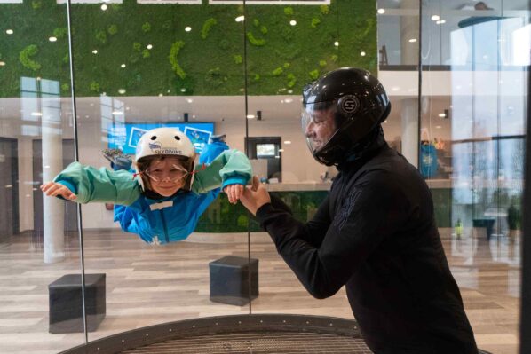 indoor skydiving viernheim Kind